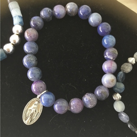 Avon religious 3 piece stretch bracelet set - Picture 7 of 15